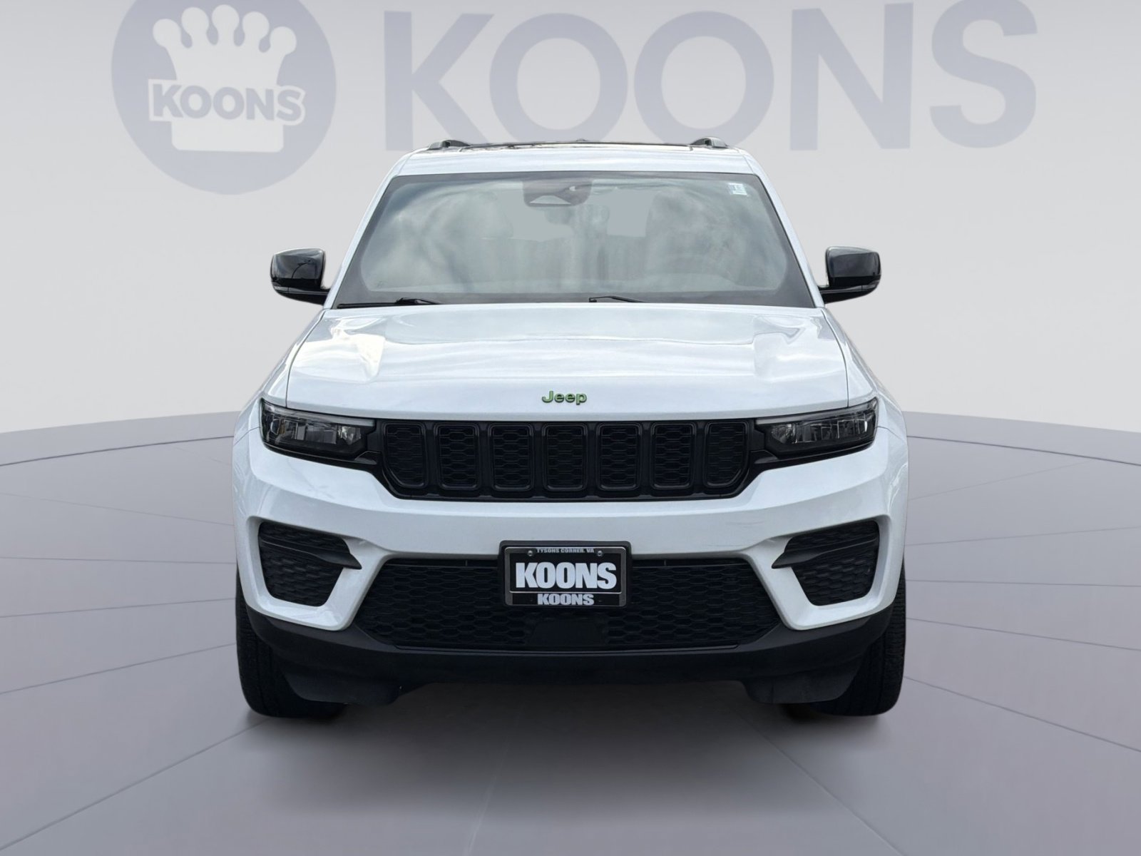 Used 2023 Jeep Grand Cherokee Altitude image 11