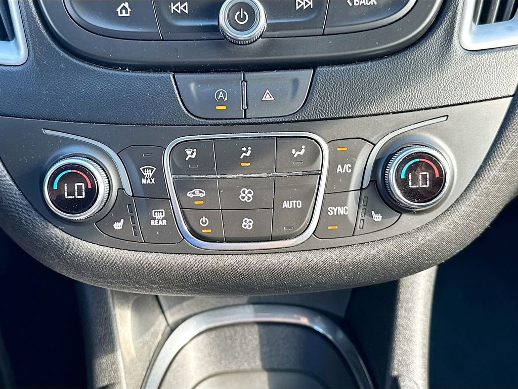 Used 2023 Chevrolet Malibu LT image 19