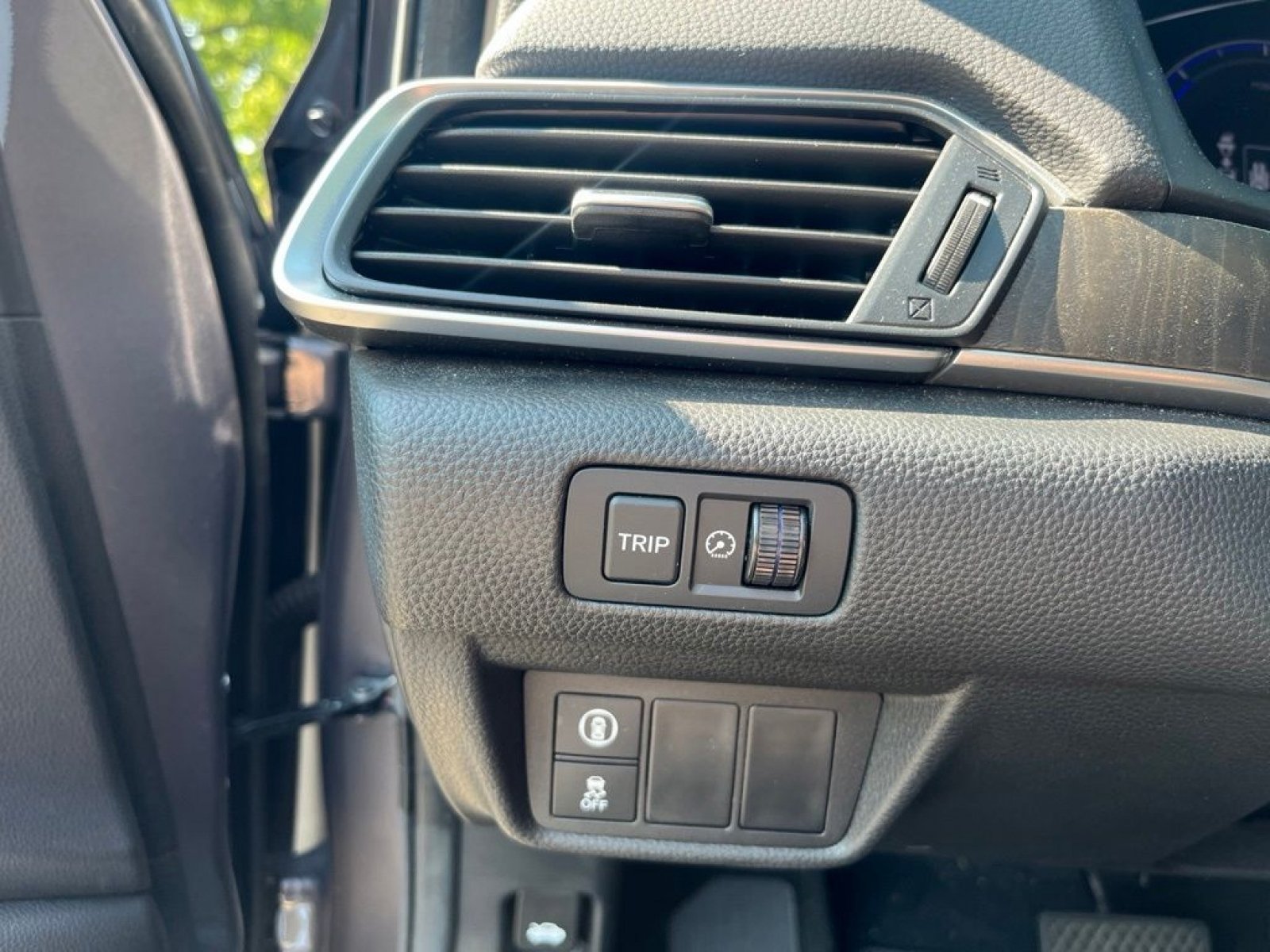 Used 2021 Honda Accord EX image 12