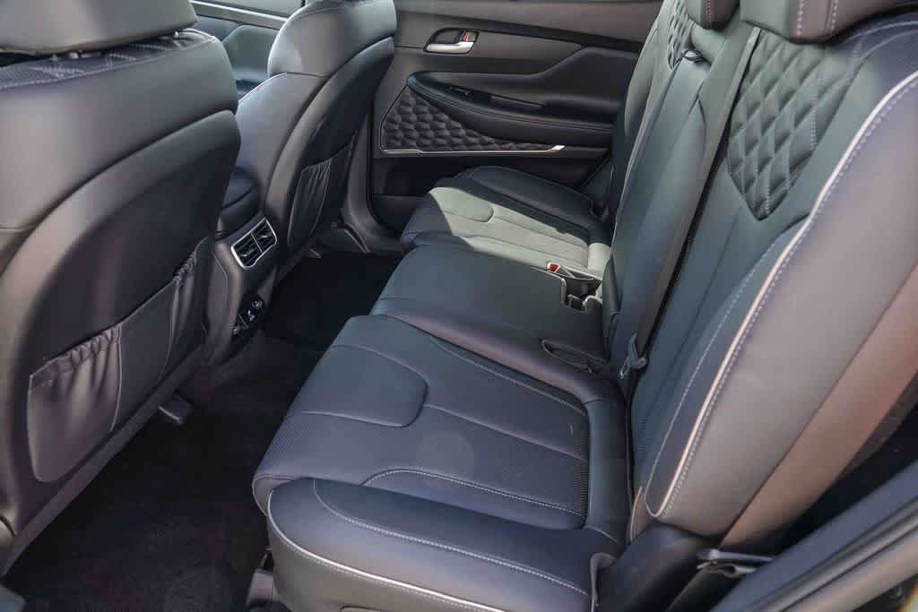 Used 2023 Hyundai Santa Fe Limited image 17