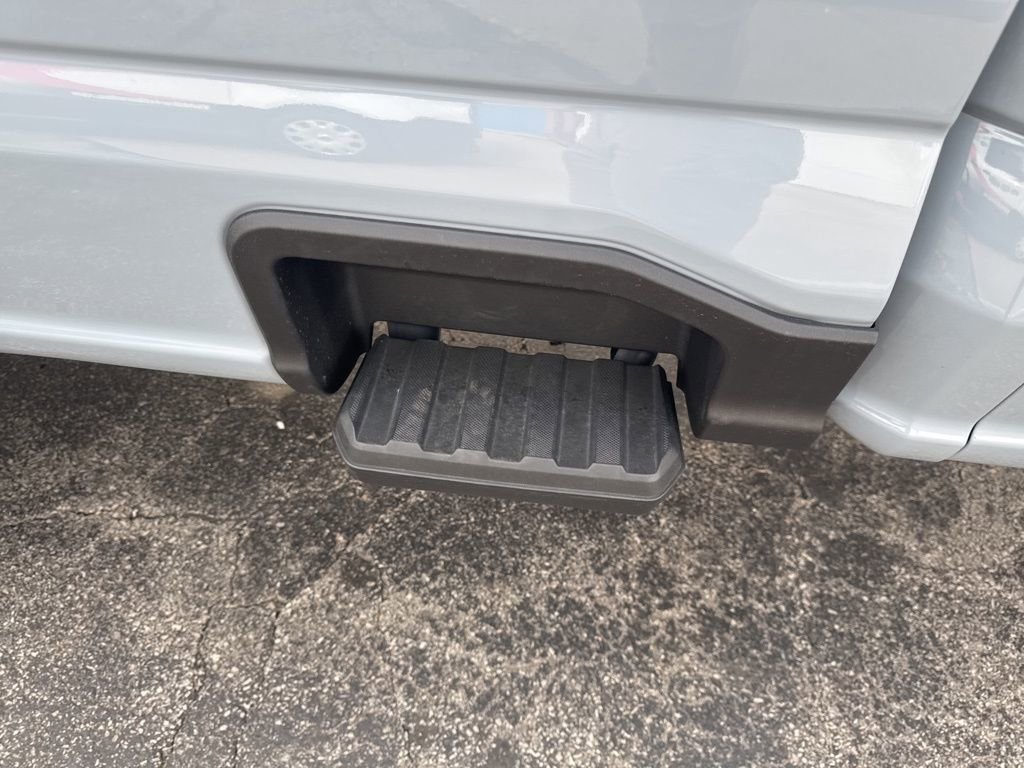 Used 2025 Ford F350 Lariat w/ Lariat Ultimate Package AWD/4WD image 51