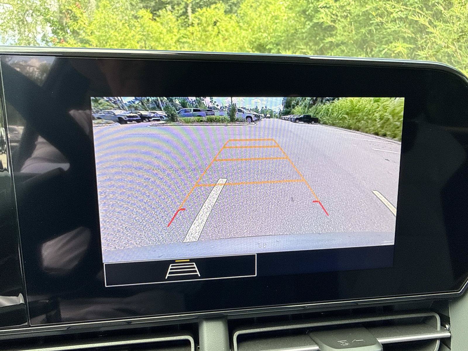 New 2026 Chevrolet Trax RS w/ Sunroof Package FWD image 25