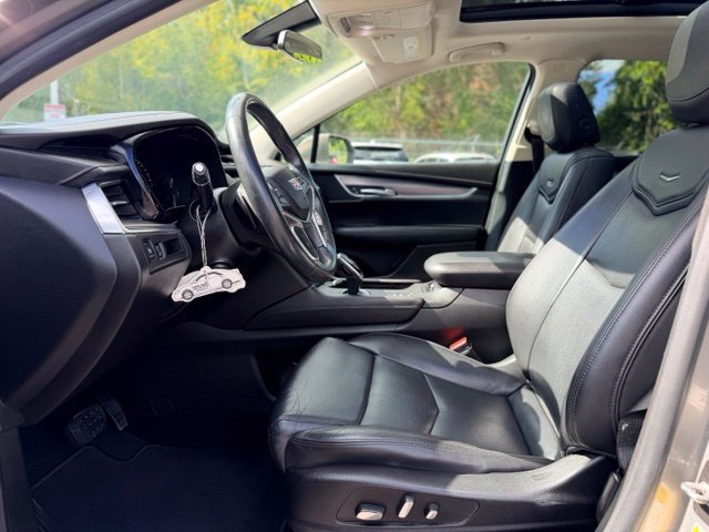 Used 2018 Cadillac XT5 Luxury AWD/4WD image 7