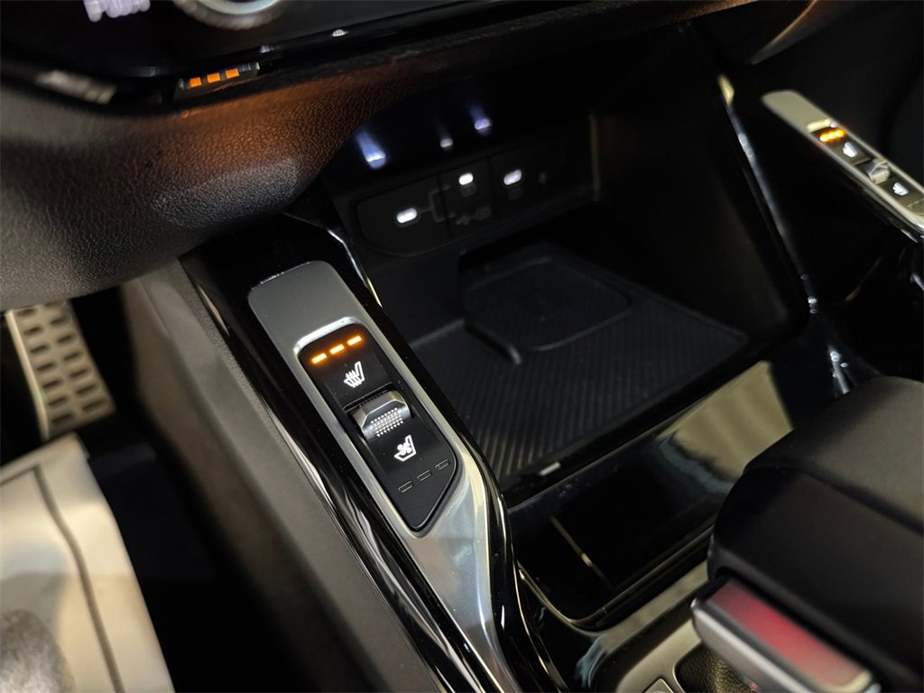 Certified 2024 Kia Sorento SX Prestige image 30