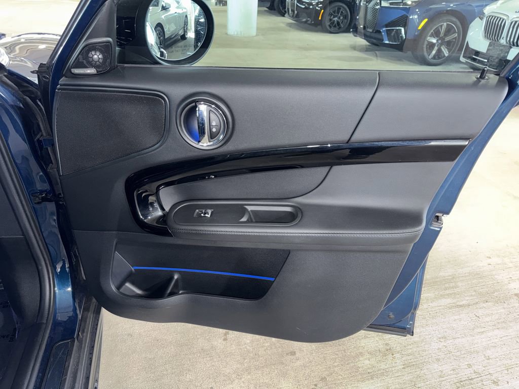 Used 2022 MINI Cooper Countryman S w/ Boardwalk Edition image 9