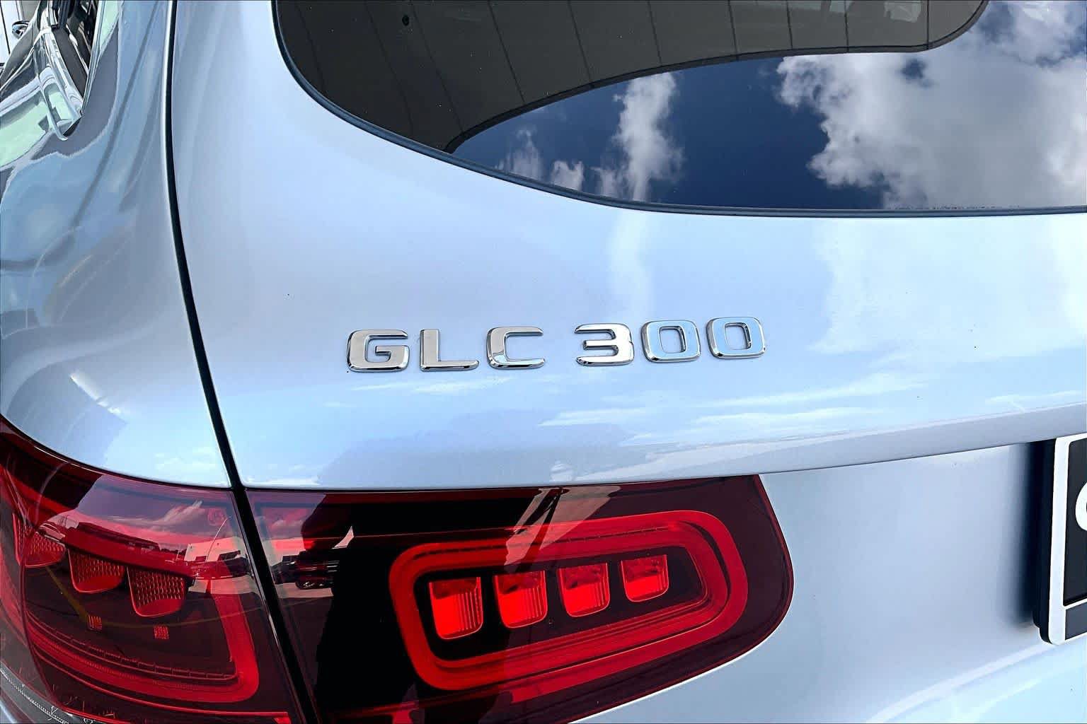Used 2021 Mercedes-Benz GLC 300 image 28
