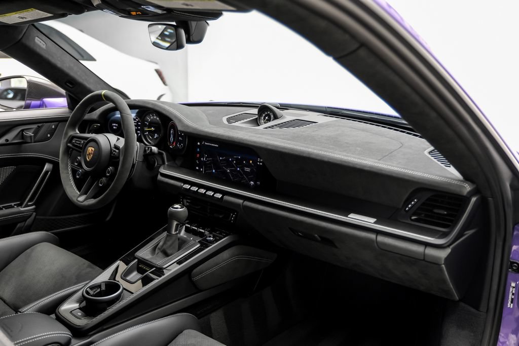 Used 2025 Porsche 911 GT3 RS RWD image 19