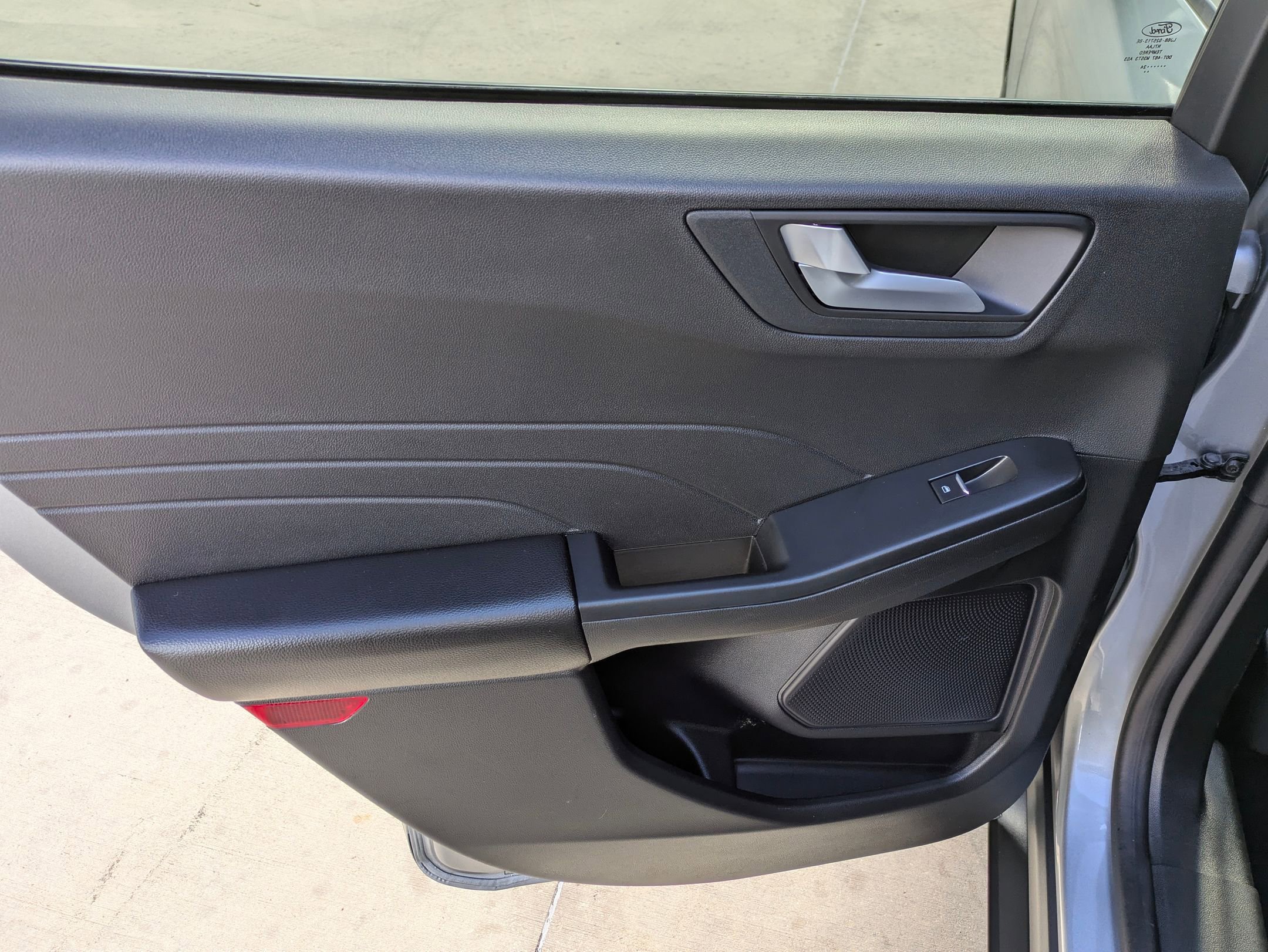 Used 2024 Ford Escape ST-Line image 14