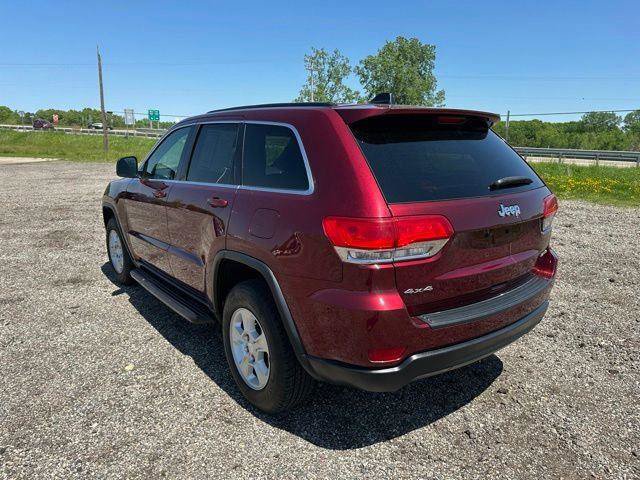 Used 2016 Jeep Grand Cherokee Laredo AWD/4WD image 9