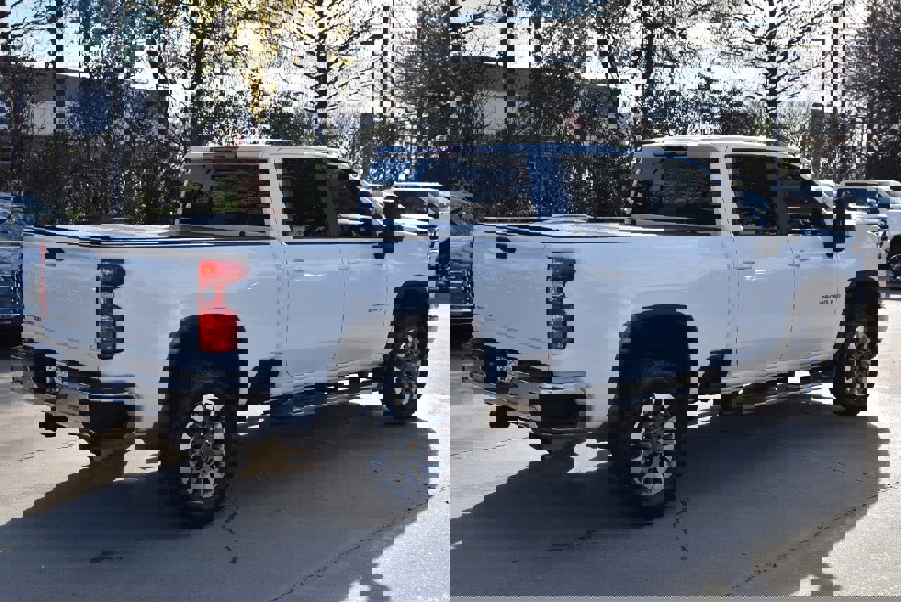 Used 2025 Chevrolet Silverado 2500 LT w/ Safety Package image 7