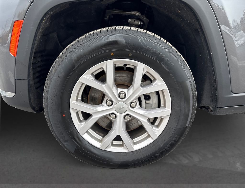 Used 2022 Jeep Grand Cherokee L Limited image 12