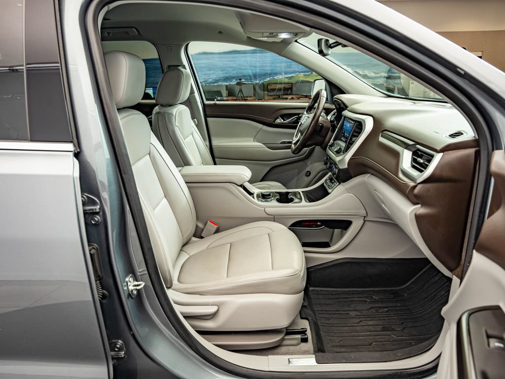 Used 2020 GMC Acadia SLT FWD image 35