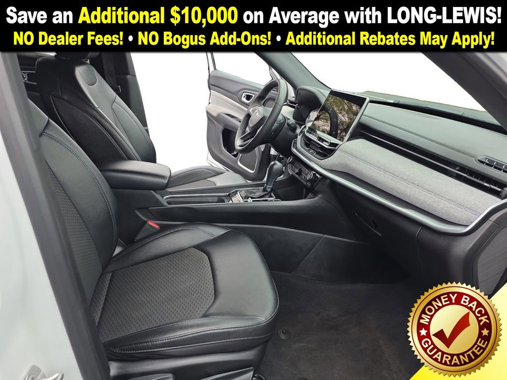 Used 2024 Jeep Compass Latitude image 22