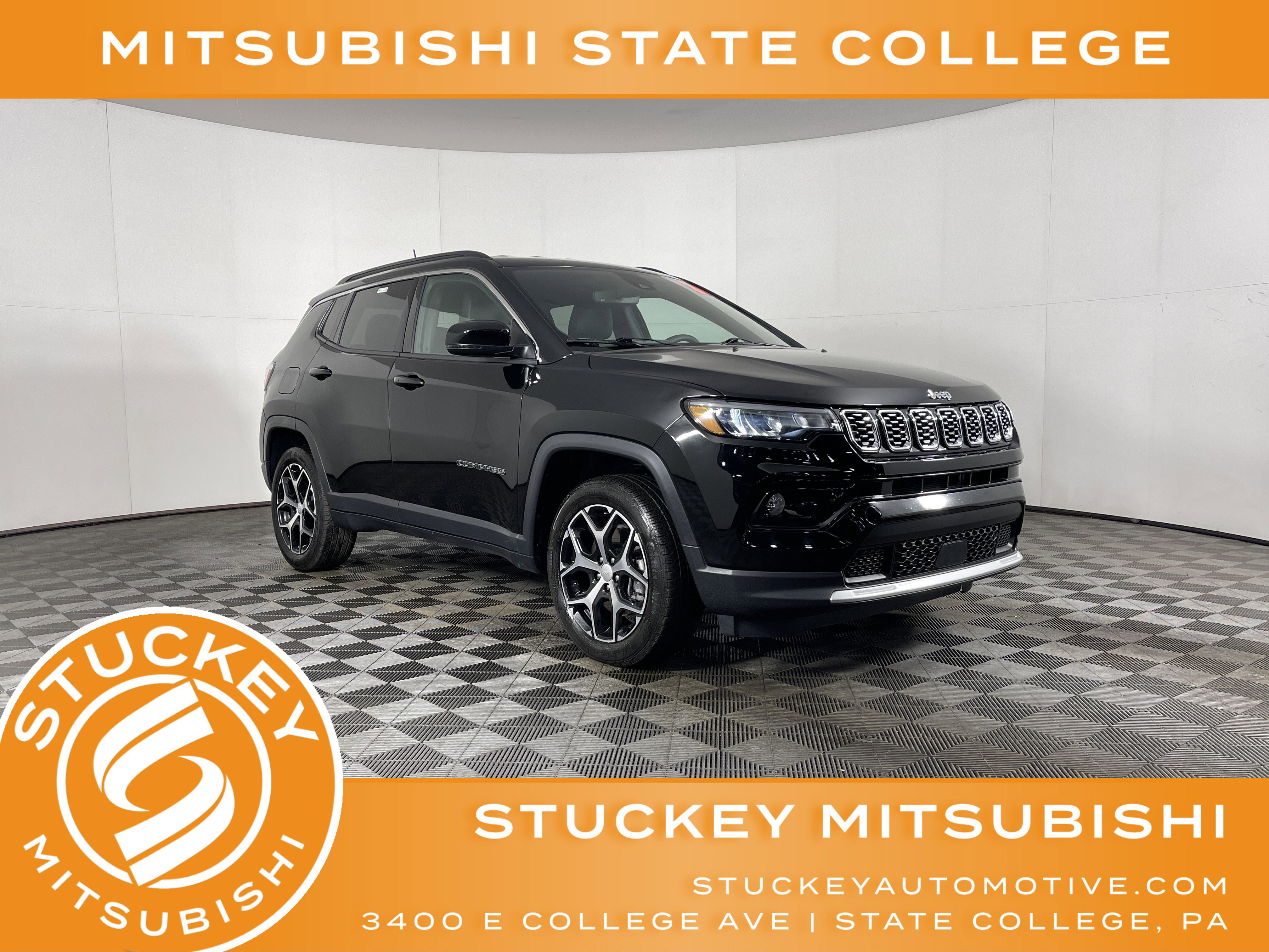 Used 2024 Jeep Compass Limited image 1