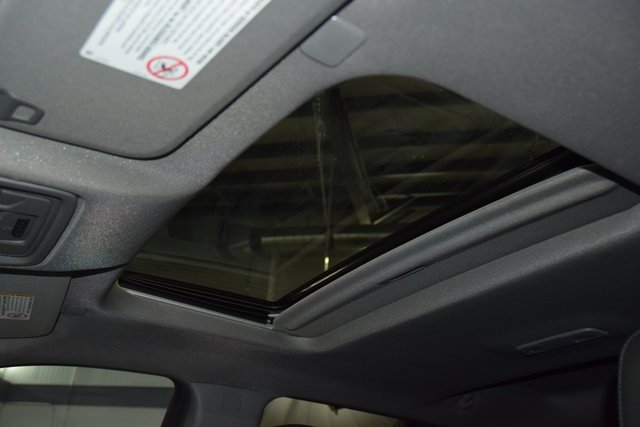 Used 2023 GMC Sierra 3500 Denali w/ Denali Ultimate Package image 53