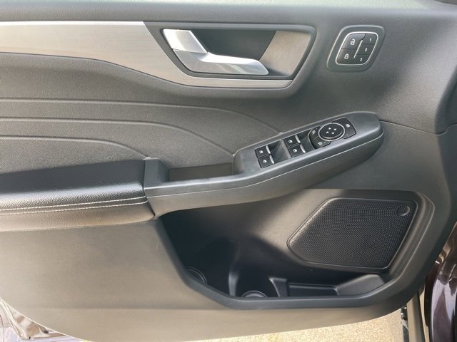 Used 2023 Ford Escape Platinum image 18