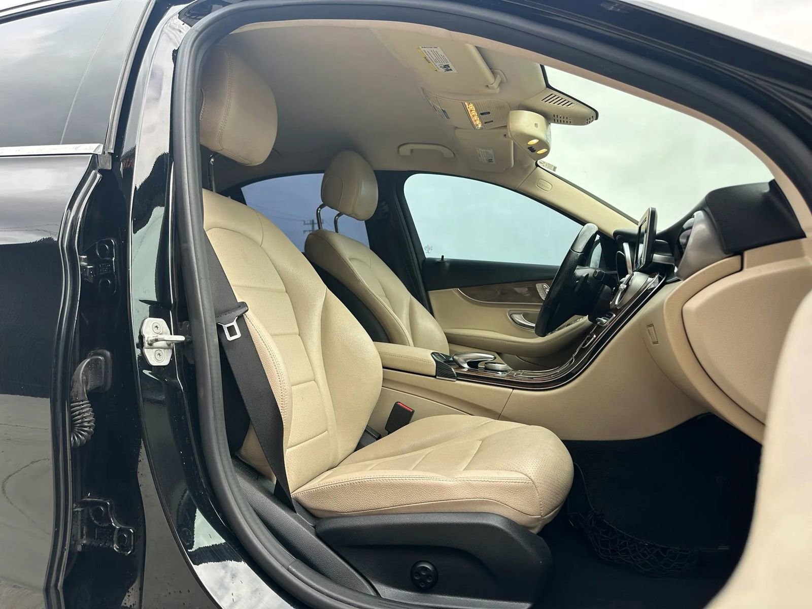 Used 2015 Mercedes-Benz C 300 C 300 4MATIC Sedan 4D image 12