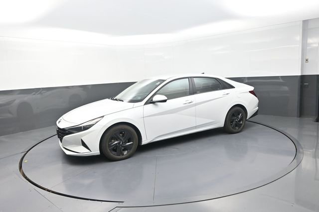 Used 2021 Hyundai Elantra SEL w/ Convenience Package FWD image 47