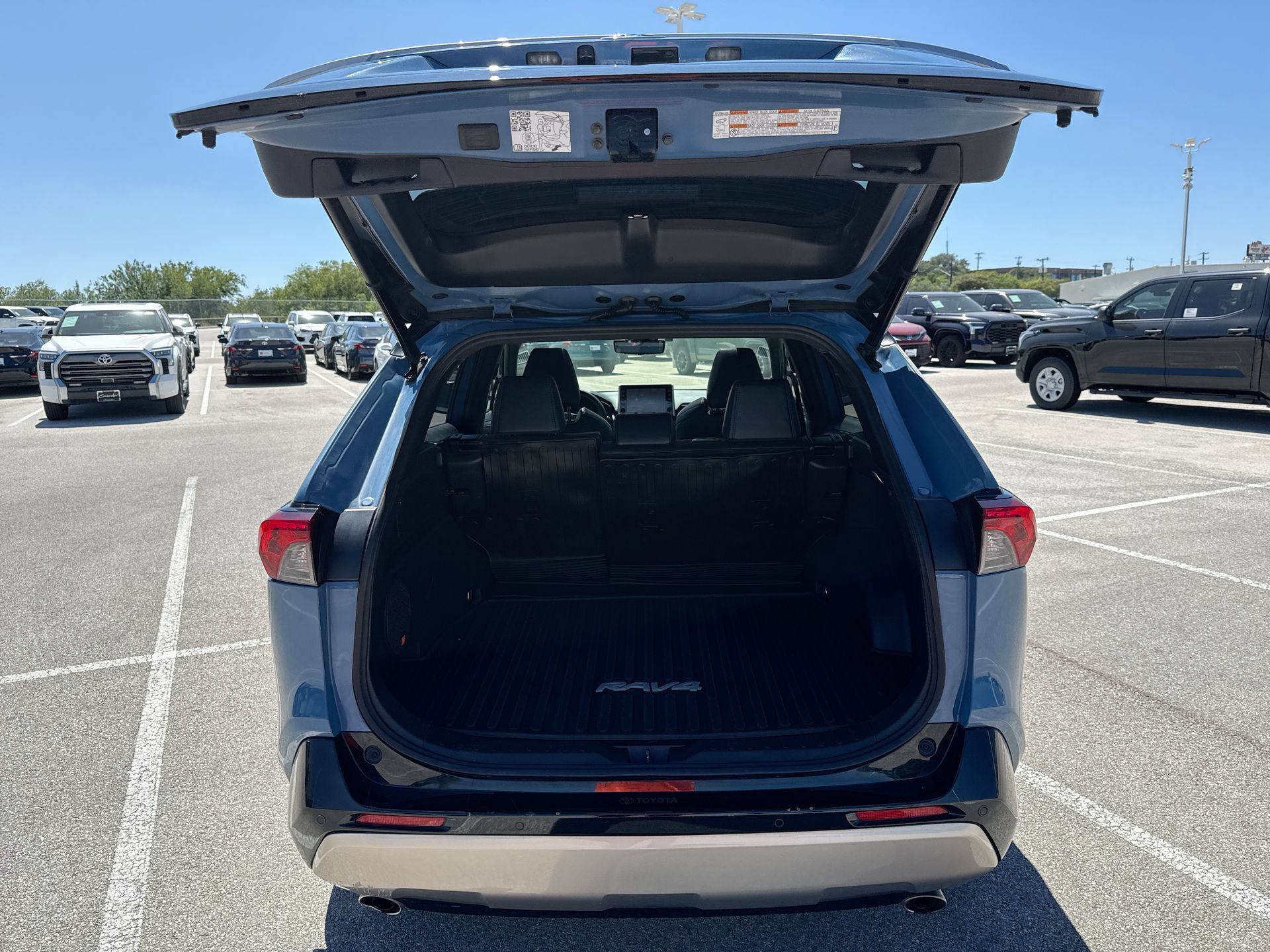 Certified 2022 Toyota RAV4 XSE AWD/4WD image 20