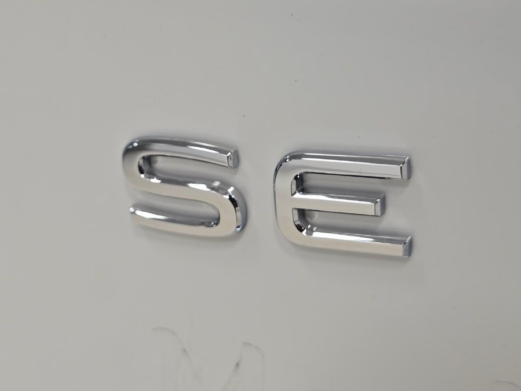 Used 2024 Volkswagen Atlas SE FWD image 6