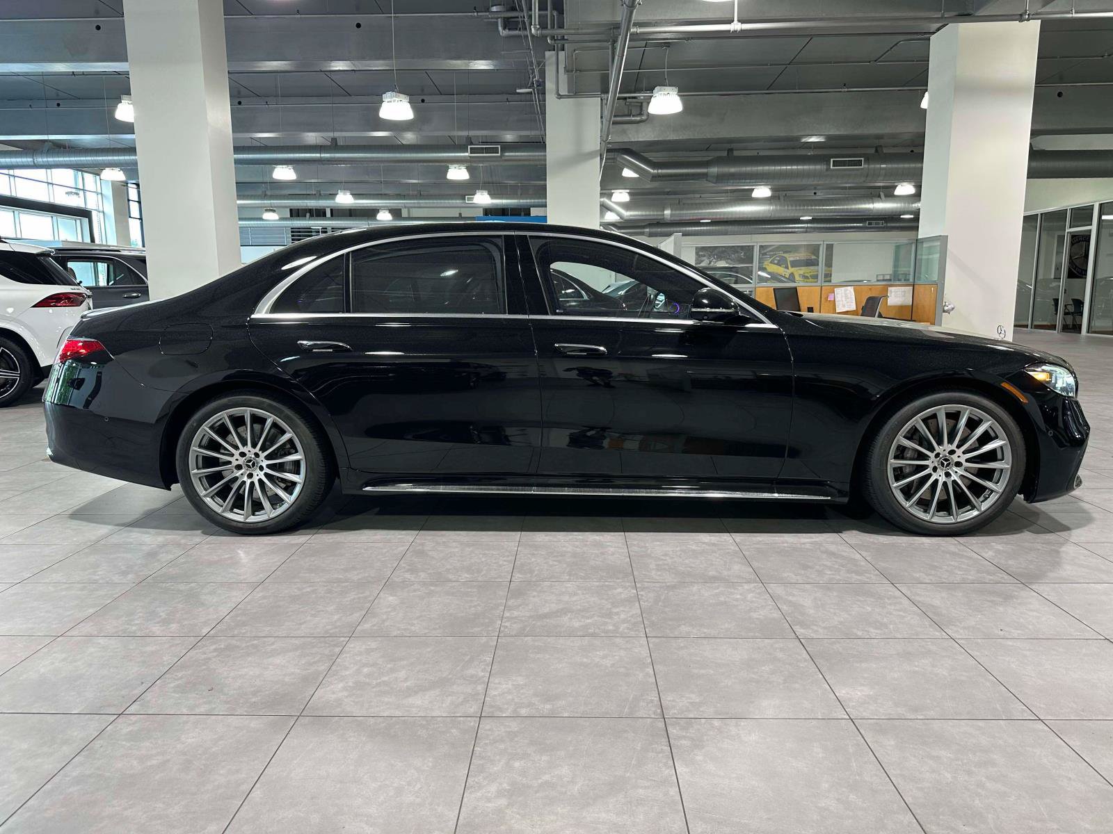 Certified 2022 Mercedes-Benz S 580 4MATIC Sedan image 5