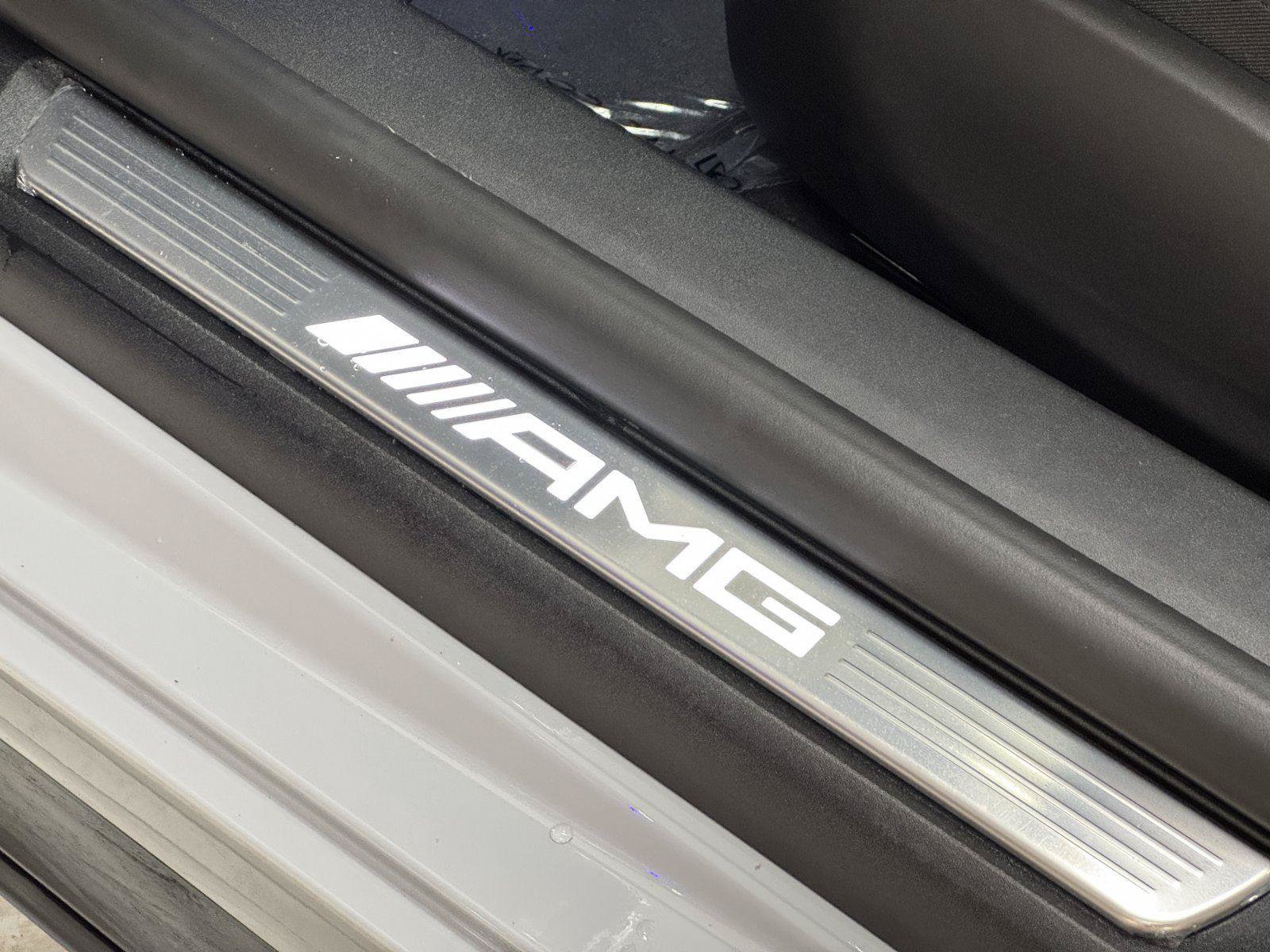Used 2025 Mercedes-Benz SL 63 AMG S e Performance 4MATIC image 31