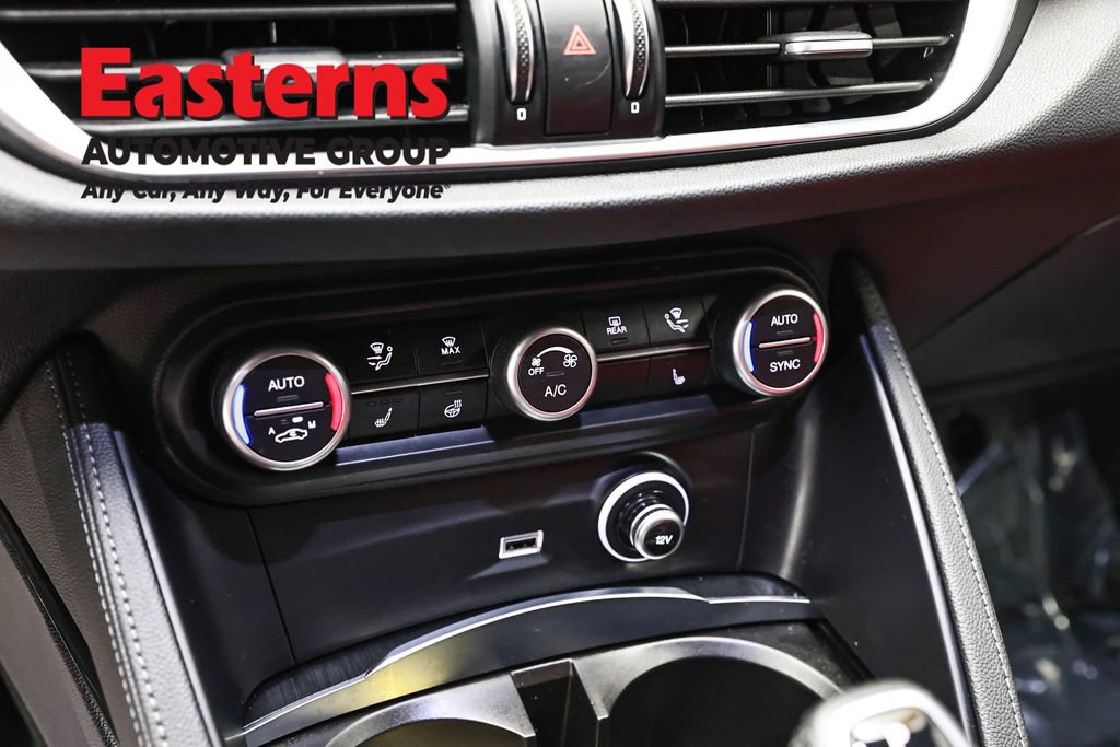 Used 2024 Alfa Romeo Stelvio Sprint AWD/4WD image 20