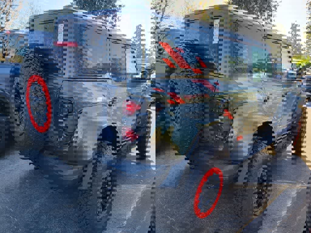 Used 2025 Ford Bronco Raptor image 6