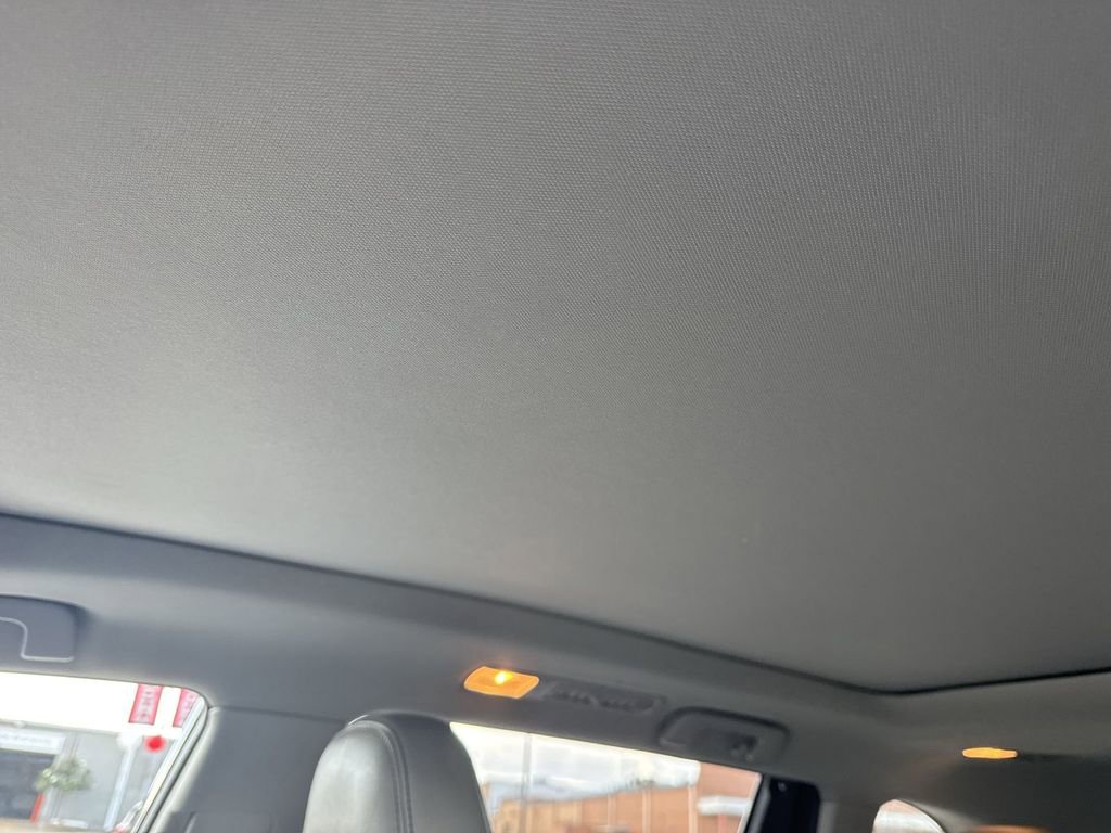 Used 2019 Toyota Highlander Limited Platinum image 20