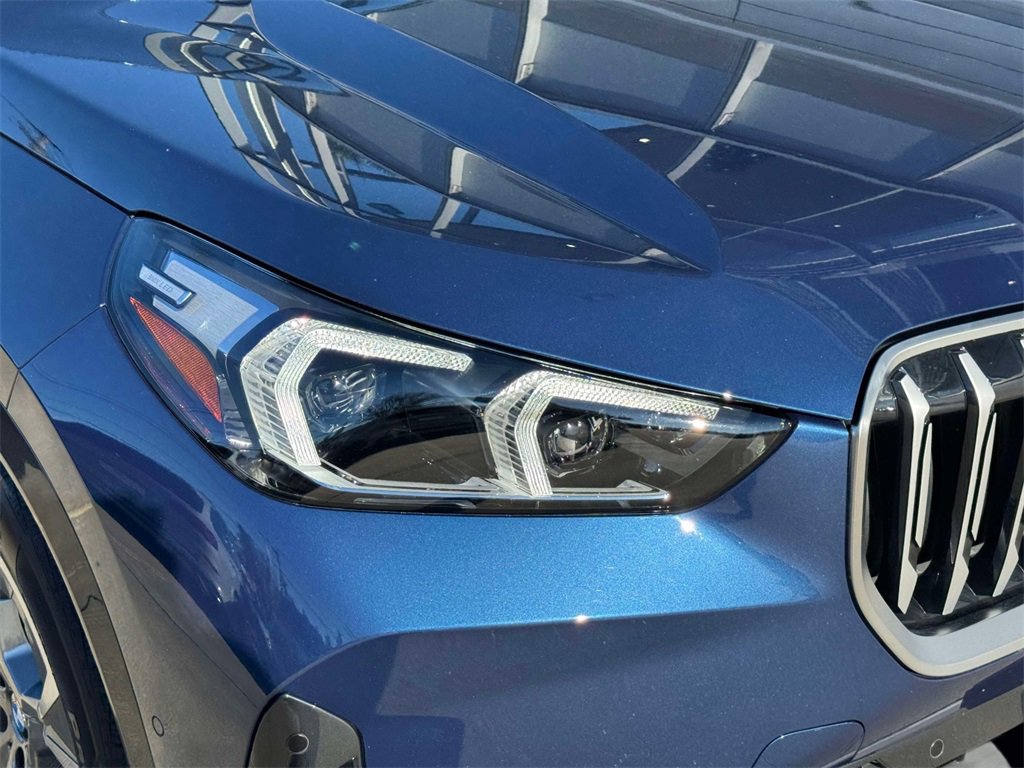 Certified 2025 BMW X1 xDrive28i w/ Convenience Package image 7