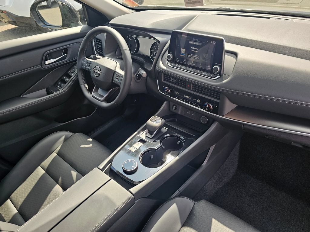New 2026 Nissan Rogue Dark Armor AWD/4WD image 28