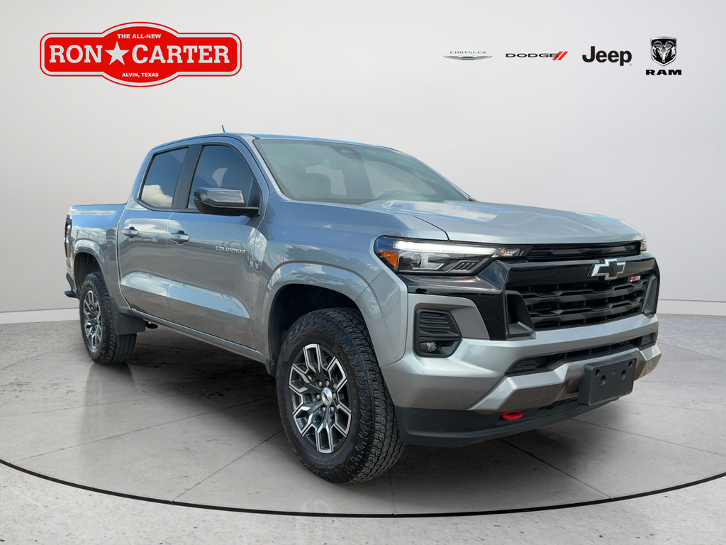 Used 2025 Chevrolet Colorado Z71 AWD/4WD image 1