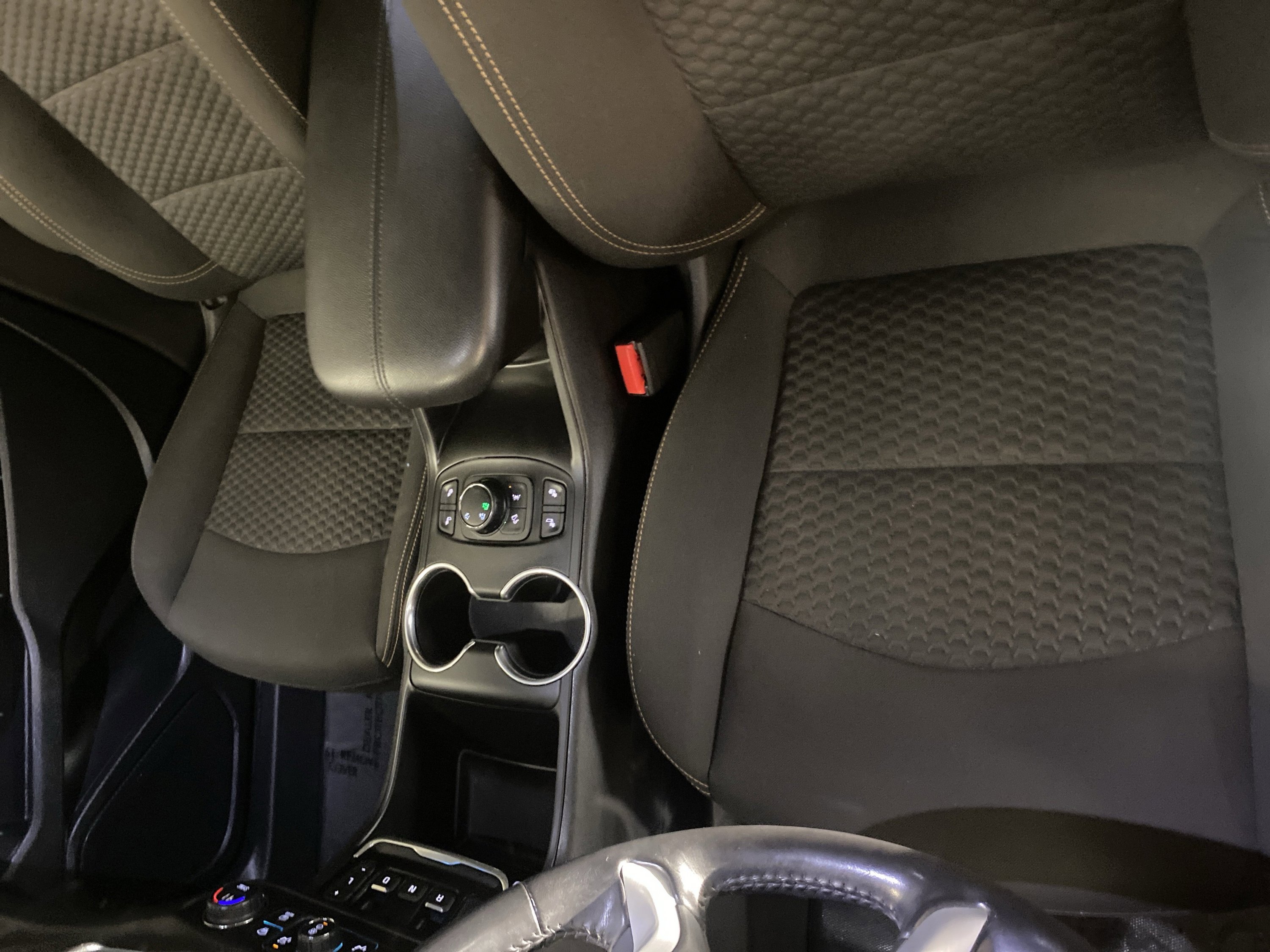 Used 2021 GMC Terrain SLE w/ Driver Convenience Package image 15