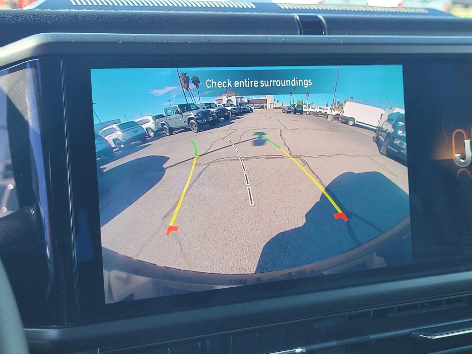 Used 2025 Jeep Wrangler Sahara 4xe image 17