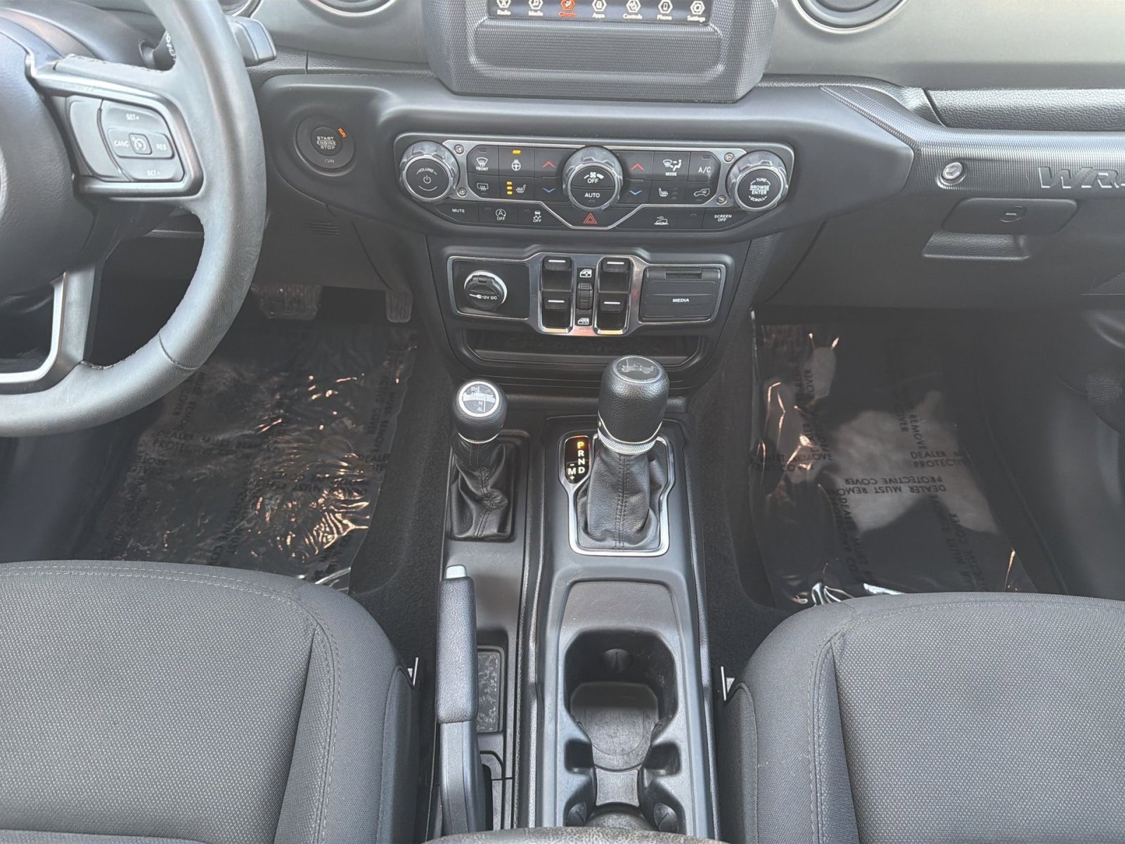 Used 2023 Jeep Wrangler Unlimited Sport image 21