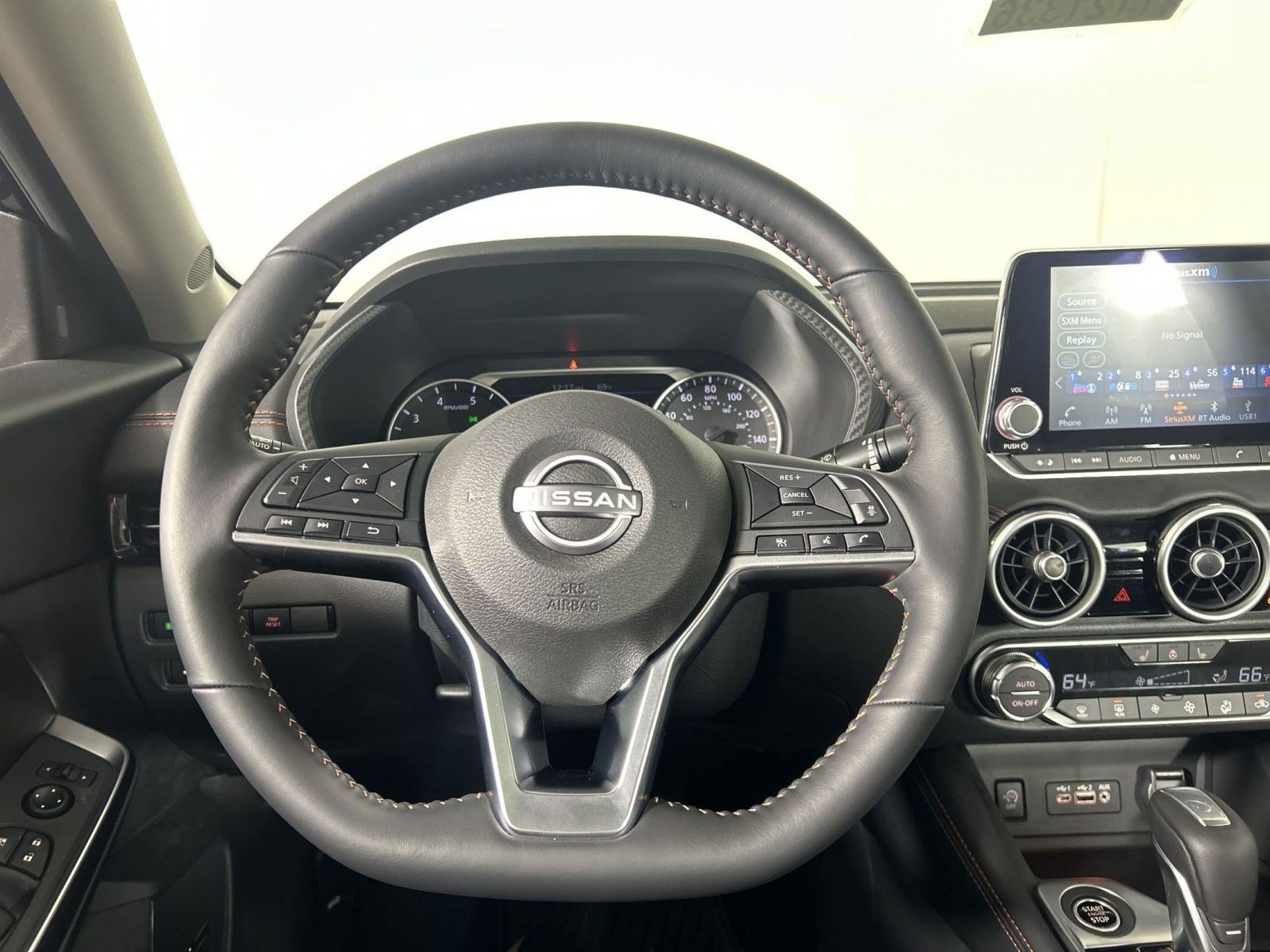 New 2025 Nissan Sentra SR w/ SR Premium Package FWD image 24