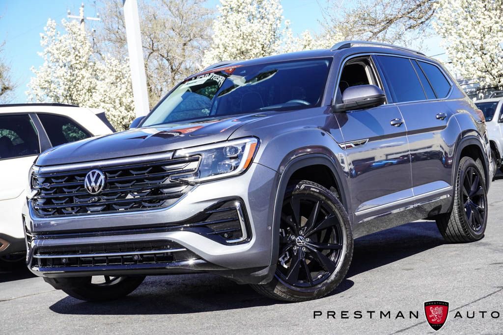 Used 2025 Volkswagen Atlas SEL Premium R-Line image 18