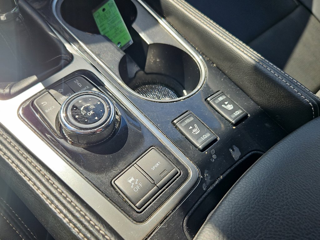 Used 2022 Nissan Maxima SV w/ Floor Mat Group image 16