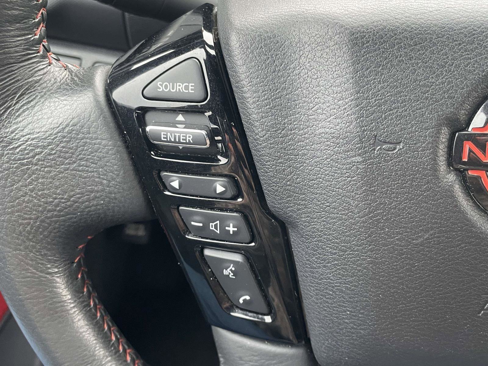 Used 2024 Nissan Frontier PRO-4X image 13