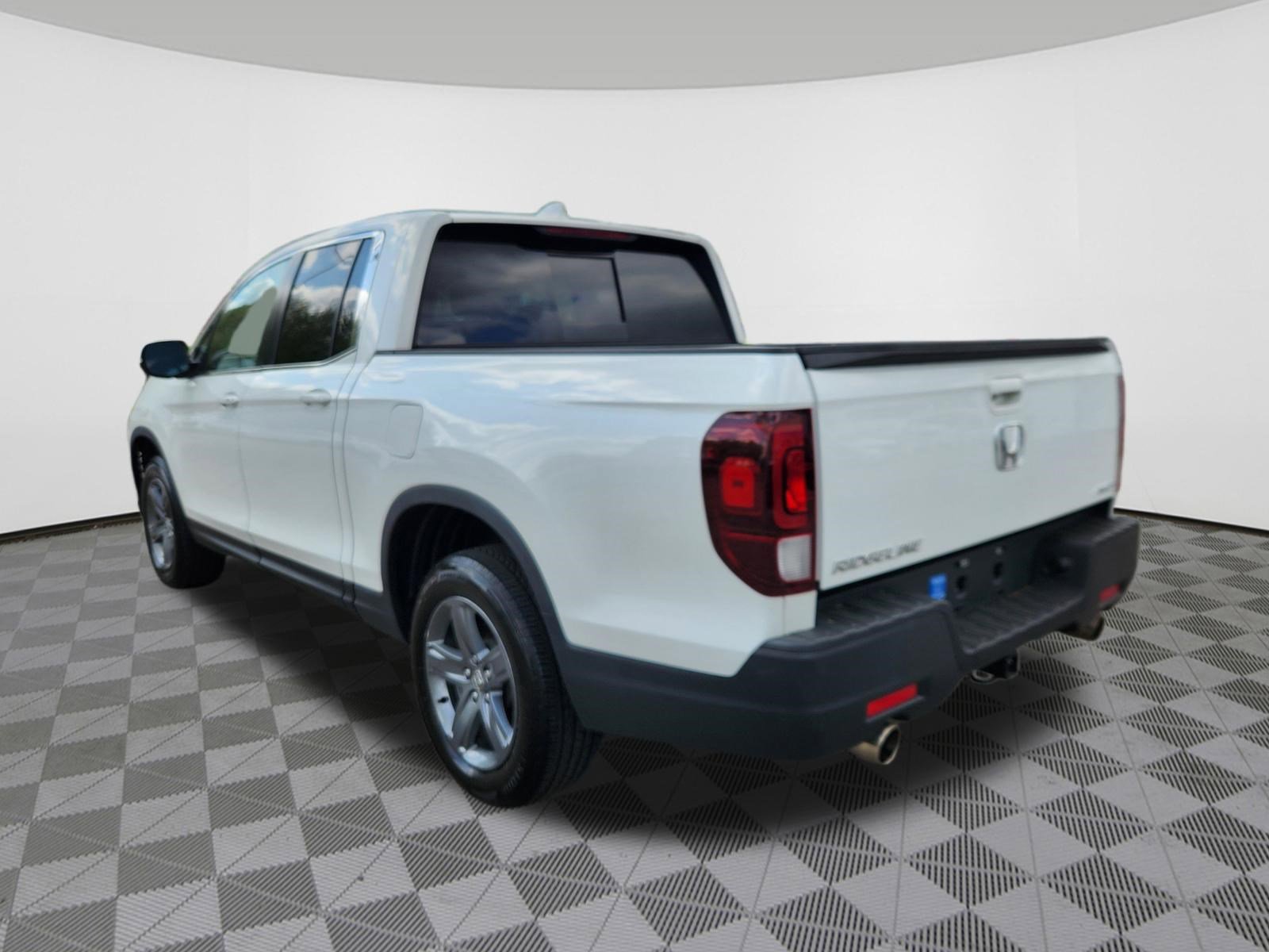 Used 2022 Honda Ridgeline RTL image 3