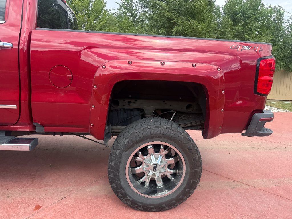 Used 2018 Chevrolet Silverado 2500 High Country w/ Duramax Plus Package AWD/4WD image 34