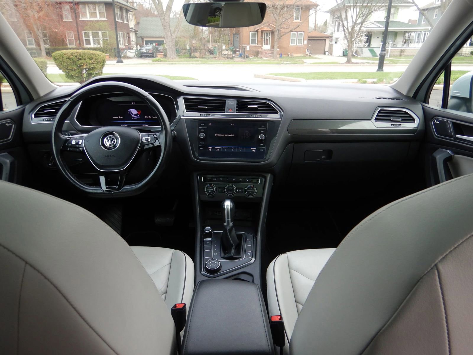 Used 2019 Volkswagen Tiguan SEL Premium AWD/4WD image 26