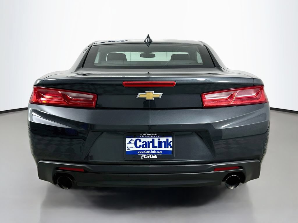Used 2017 Chevrolet Camaro LT RWD image 7
