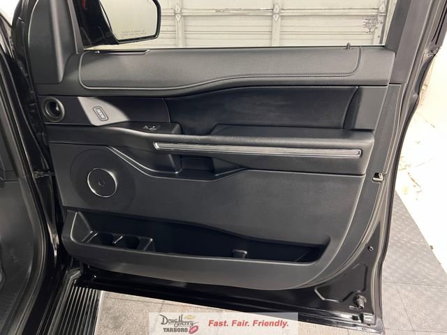 Used 2021 Ford Expedition Max XLT image 39