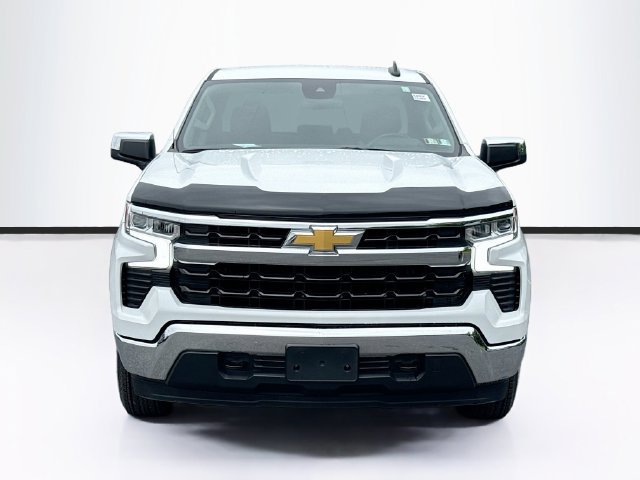Used 2023 Chevrolet Silverado 1500 LT AWD/4WD image 2
