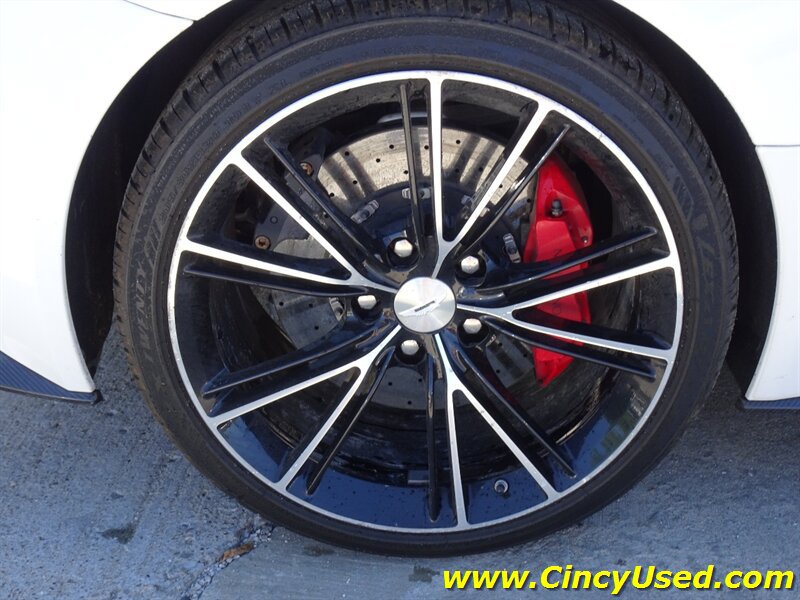 Used 2014 Aston Martin Vanquish Volante RWD image 34