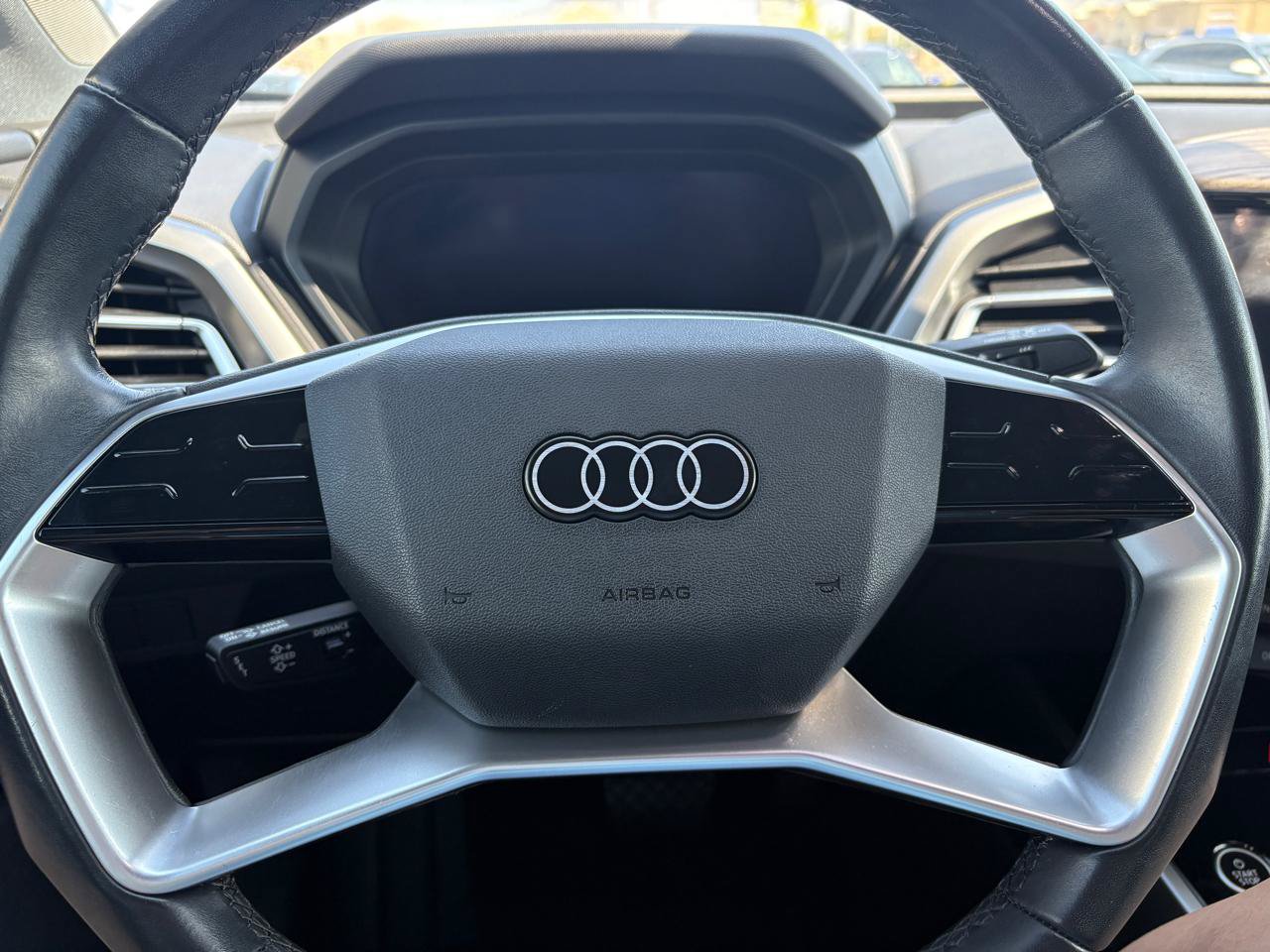 Used 2024 Audi Q4 e-tron Premium w/ Convenience Package RWD image 17