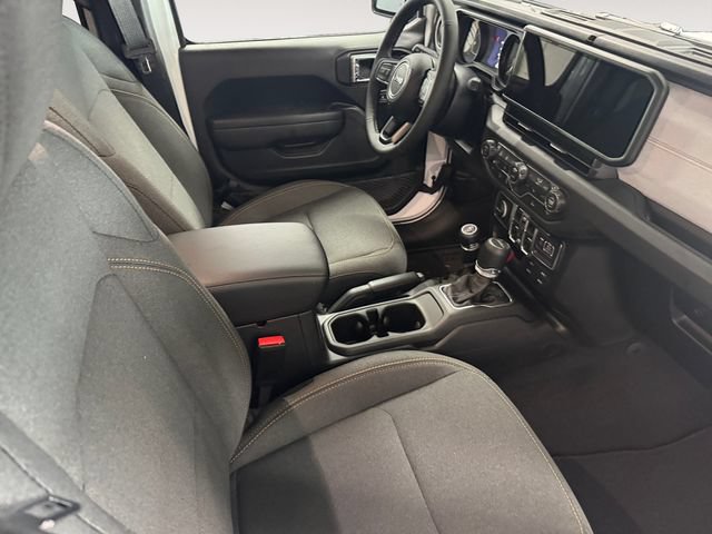 New 2026 Jeep Gladiator Sport AWD/4WD image 4