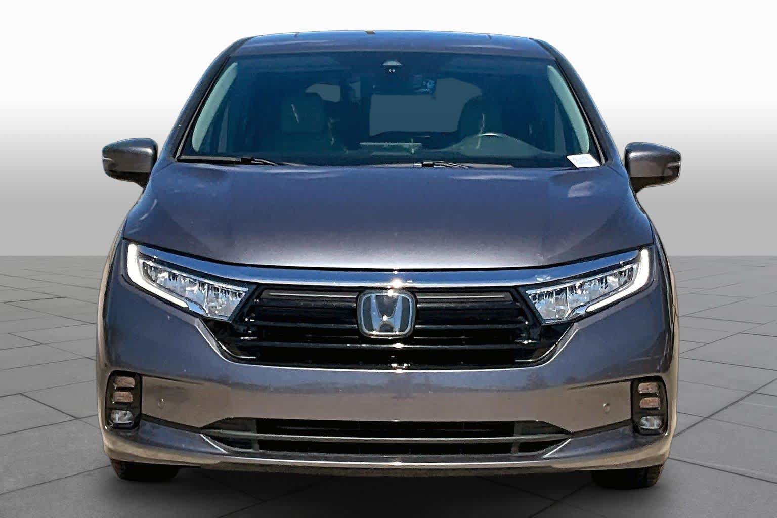 Used 2023 Honda Odyssey Elite image 4