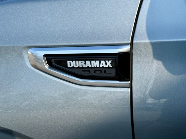 Used 2024 GMC Yukon Denali w/ Advanced Technology Package AWD/4WD image 31